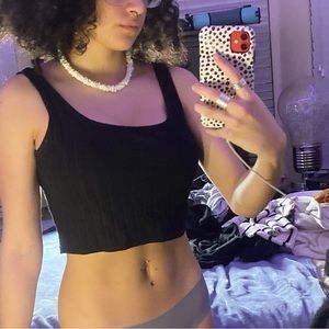 black tank top cropped